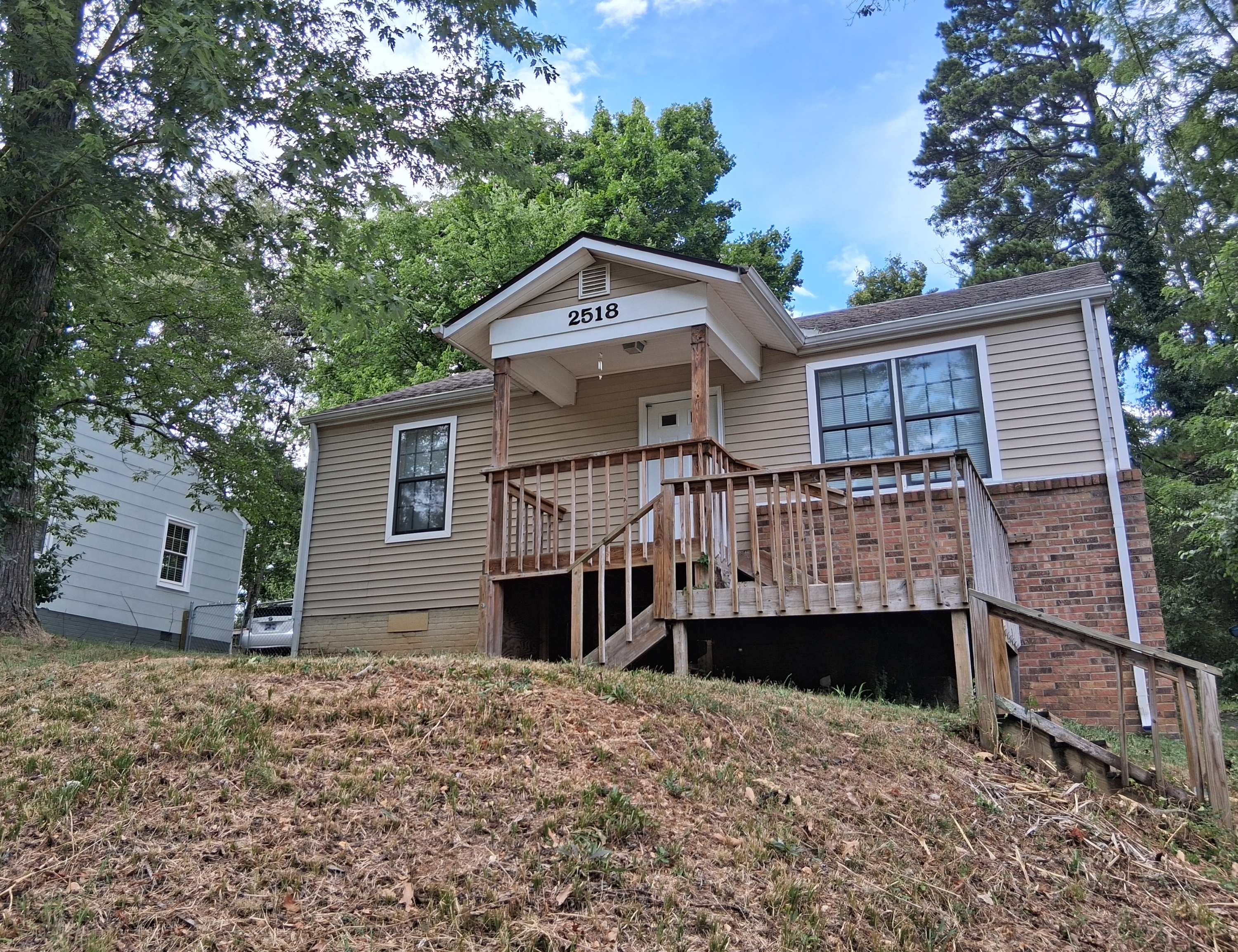 2518 Greenfield Lane